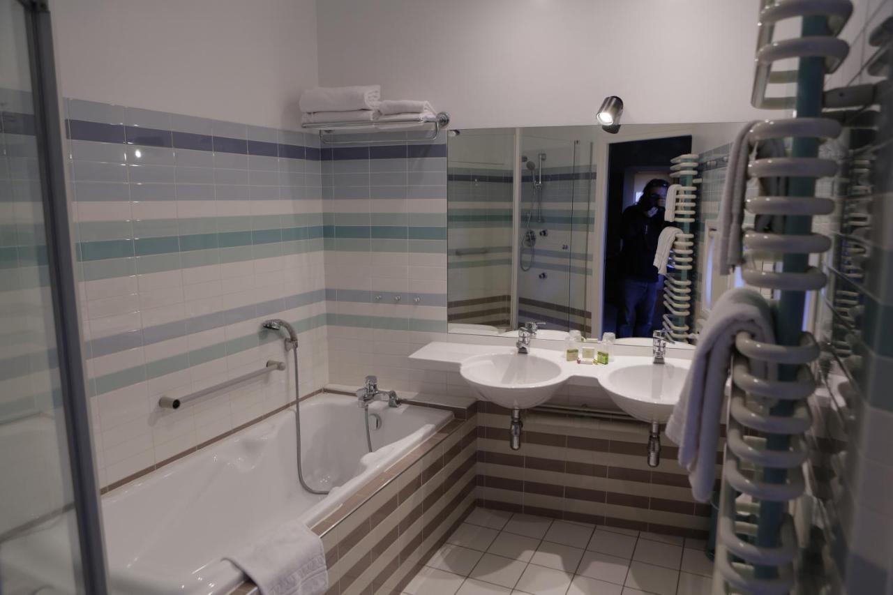 Mur-de-Barrez Logis Auberge Du Barrez מראה חיצוני תמונה