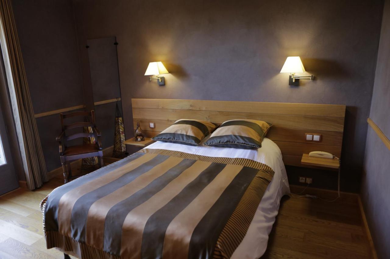Mur-de-Barrez Logis Auberge Du Barrez מראה חיצוני תמונה